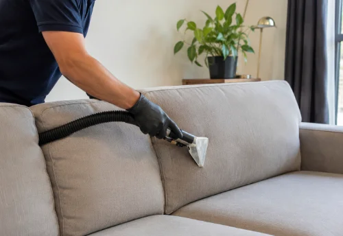 Nettoyage de canapé en profondeur à Rives-en-Seine